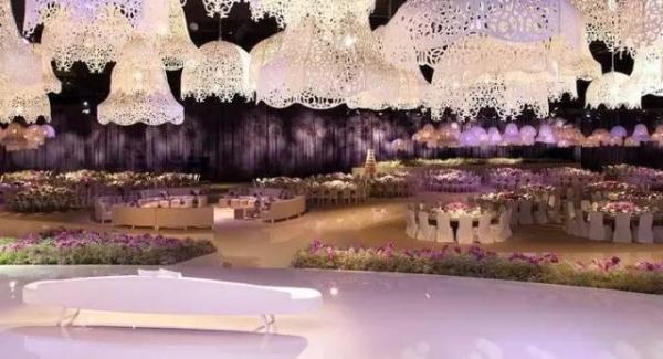 迪拜乞丐月收入47万!快点带上碗跟我走