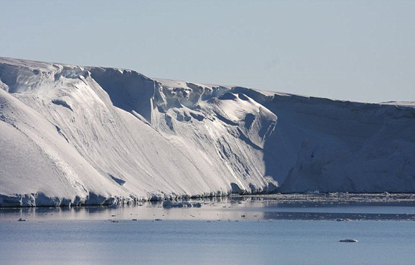 研究表明:南极冰川或将缩减300千米