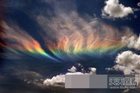 探索﹕地震光的出现是否属于超自然现象