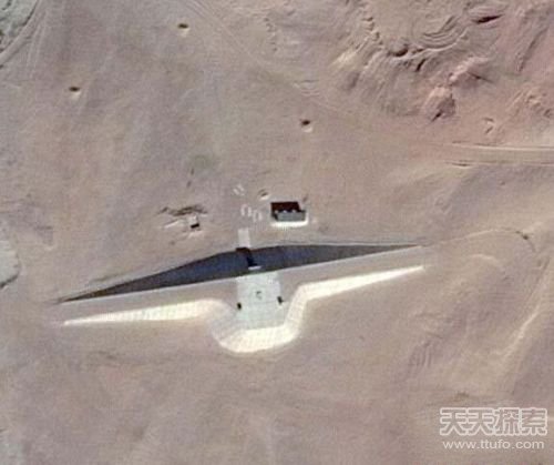 埃及惊现神秘建筑群 UFO太空基地曝光？