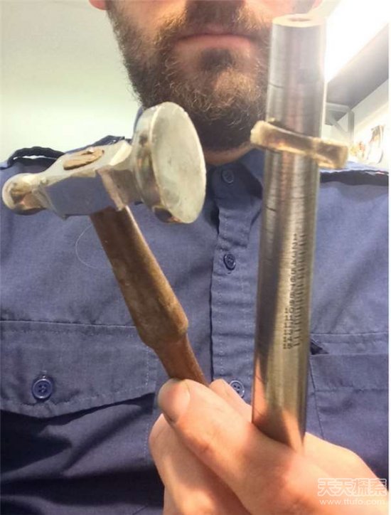 男子把婚戒掉进绞碎机：改造完后让人惊叹