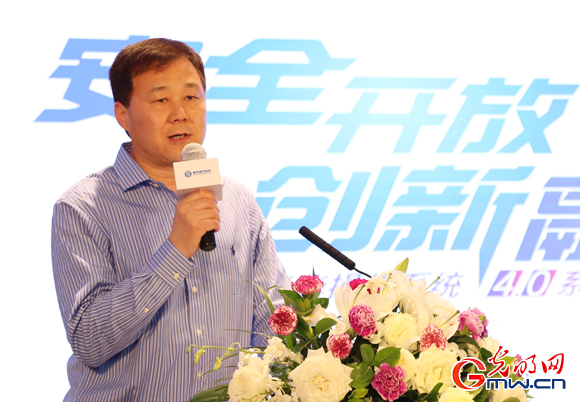 普华赵晓亮:释放市场潜力 国产操作系统要融合