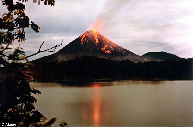 如果全世界1500座火山同时喷发会怎样﹕想存