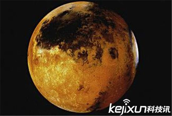 火星陨石坑内惊现蓝色湖泊?外星人存在新证据
