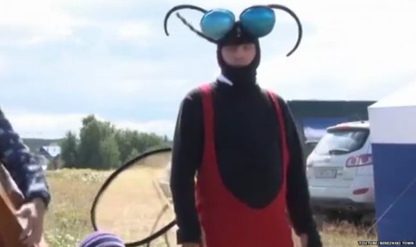 向蚊子致敬：俄罗斯的蚊虫节