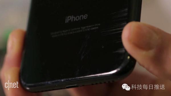 黑色iPhone 7\/7Plus对比实测,哪款更适合你?