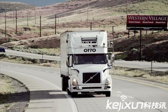 奥托自动驾驶货车上路 运5万罐啤酒