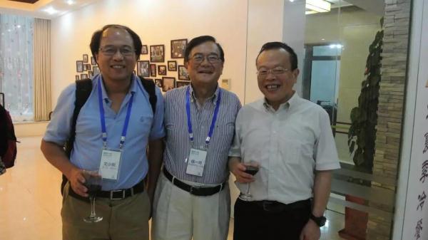 专访徐一鸿:从物理大家到科普大师