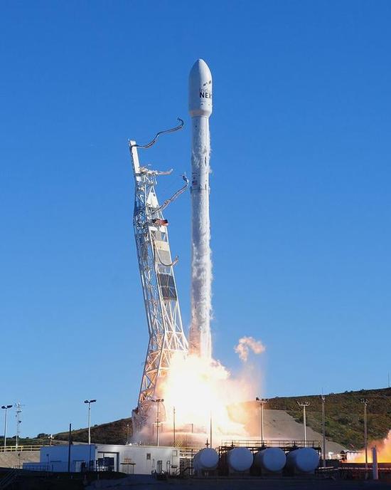 SpaceX将把NASA与私企卫星同时送入太空