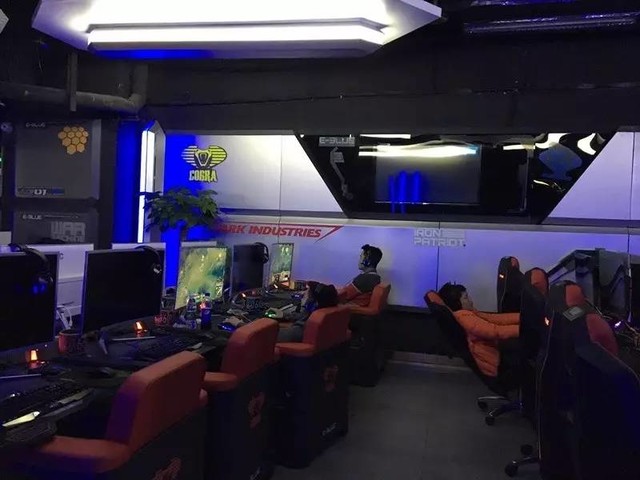 宜博电竞馆世界之窗店近日开业