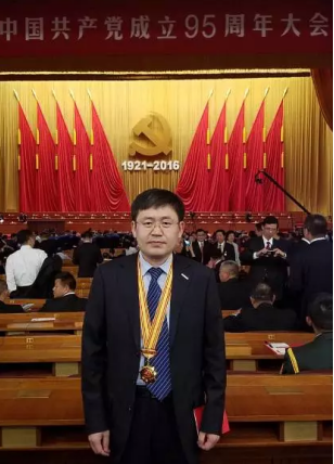 全国优秀共产党员王恩东:核心技术买不来,市场