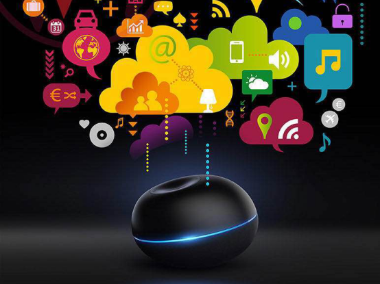 可能是你的第一个机器人伙伴:Rokid Pebble