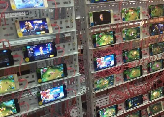 《王者荣耀》段位永远是青铜﹖队友或在刷金币