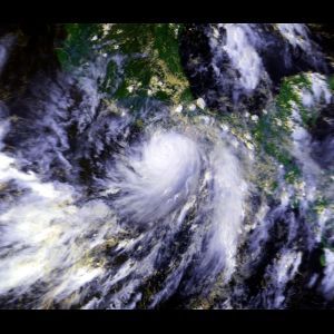 飓风桑迪袭美国致72人死亡，盘点史上10大最具杀伤力飓风(图)