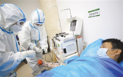 钟南山团队论文揭示近一半新冠肺炎患者入院时未发热
