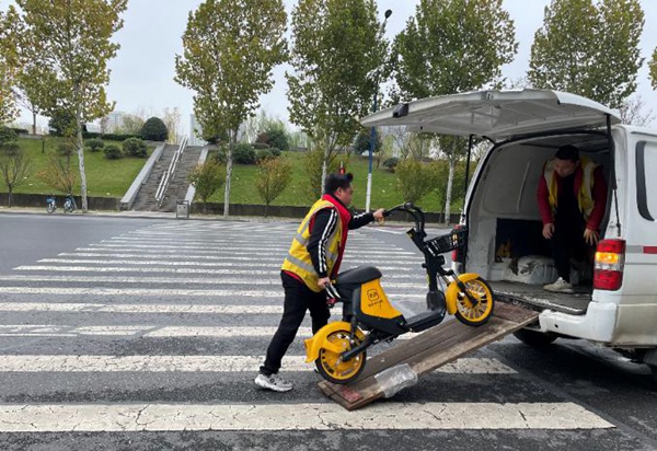 冲刺减量回收任务 美团电单车昼夜奋战