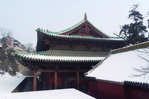 中国古建筑屋顶坡度“记载”千年气候变化