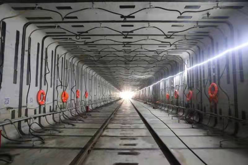 京杭大运河首次顶管下穿隧道顺利贯通
