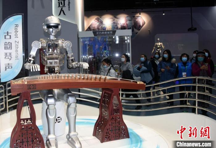 中国科技馆“智能”展厅携多款机器人亮相喜迎新年和人机共融时代
