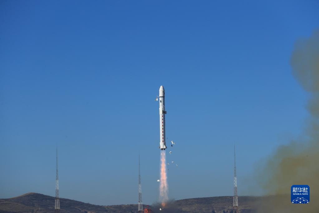 试验十三号卫星成功发射