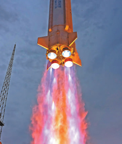 首枚成功入轨的液氧甲烷火箭——朱雀二号