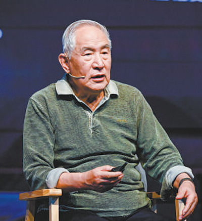 老科学家成为“科普达人”