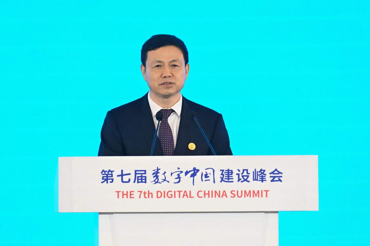 中国移动董事长杨杰：共筑数智之基 共创美好未来