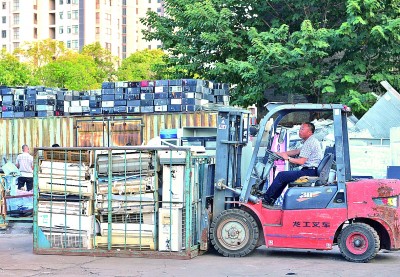 家电“迎新”掀热潮“辞旧”难题如何解