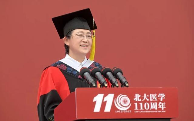 【科技向新】乔杰院士教你选专业：医学生太苦？不！是太酷了！