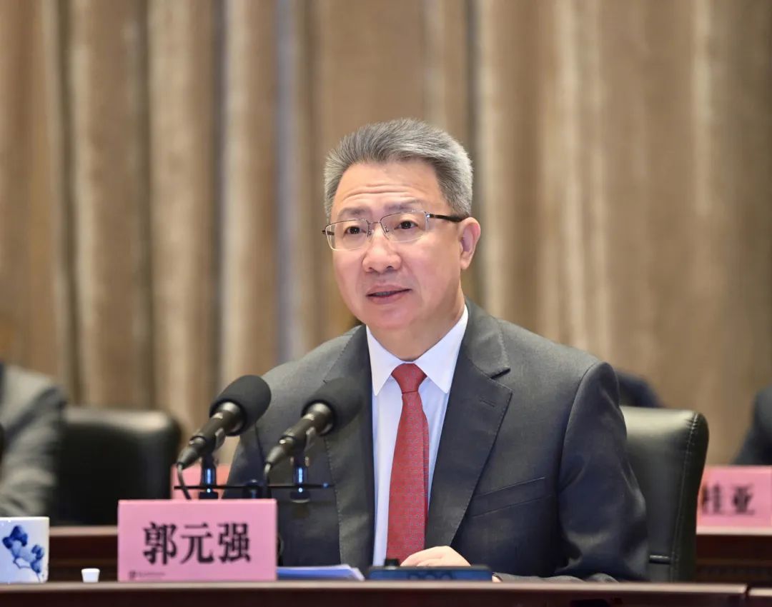 武汉全市科技创新大会举行