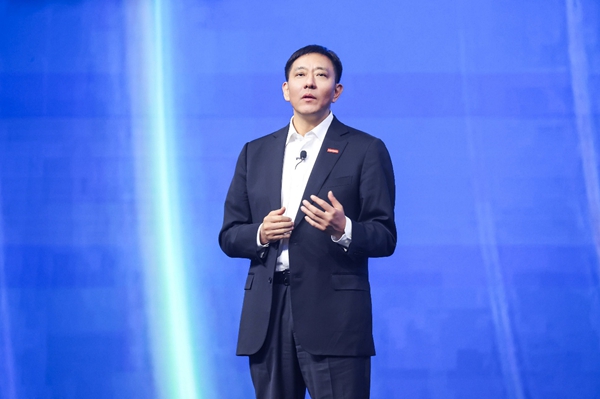 联想刘军:未来每个人都会有一个超级智能体