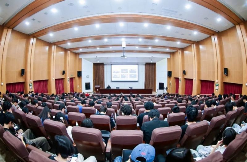 中国创新影像大赛高校巡讲-西安美术学院站“创未来，重构影像语法”