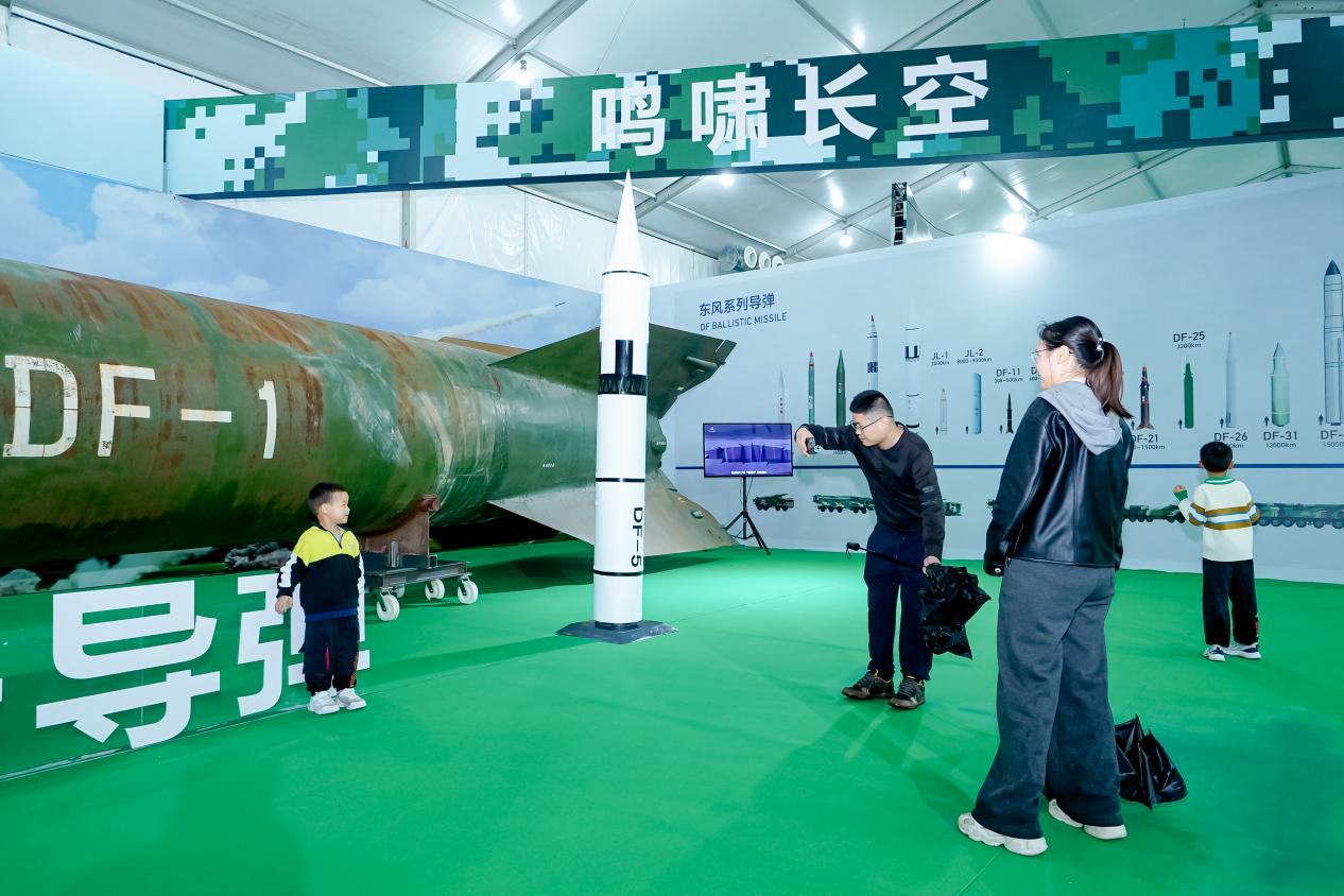 巡光无界｜近距离感受国防重器硬核魅力
