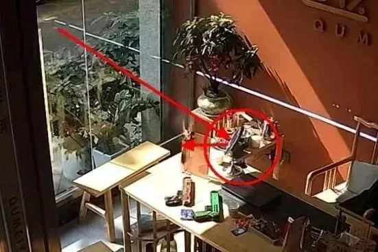 三桶水引发火灾！警惕“阳光纵火犯”