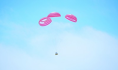 “梦舟”零高度逃逸飞行试验成功