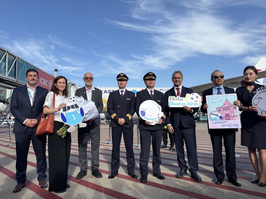 全球最长单程航线完成首航