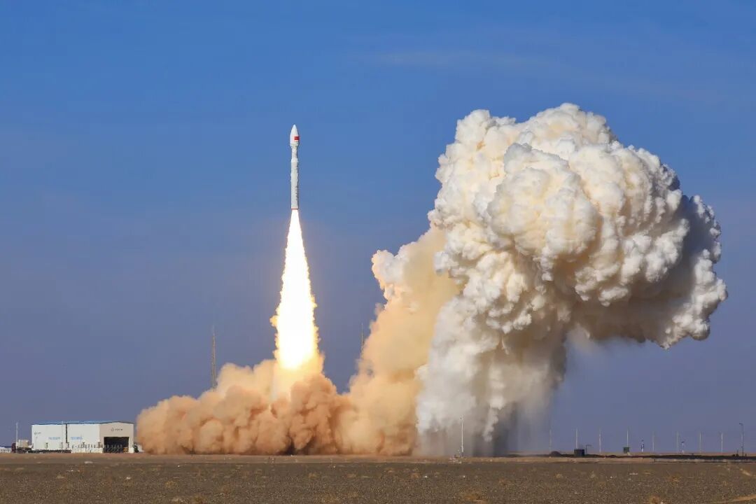 力箭一号“一箭九星”发射成功