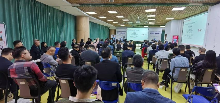 “AI+低空”孵化与实训基地正式启动