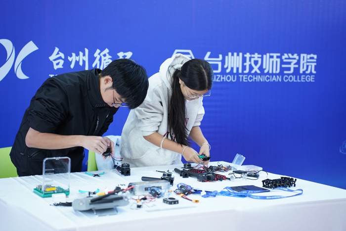 全国无人机职业技能大赛（中职赛）在台州举办