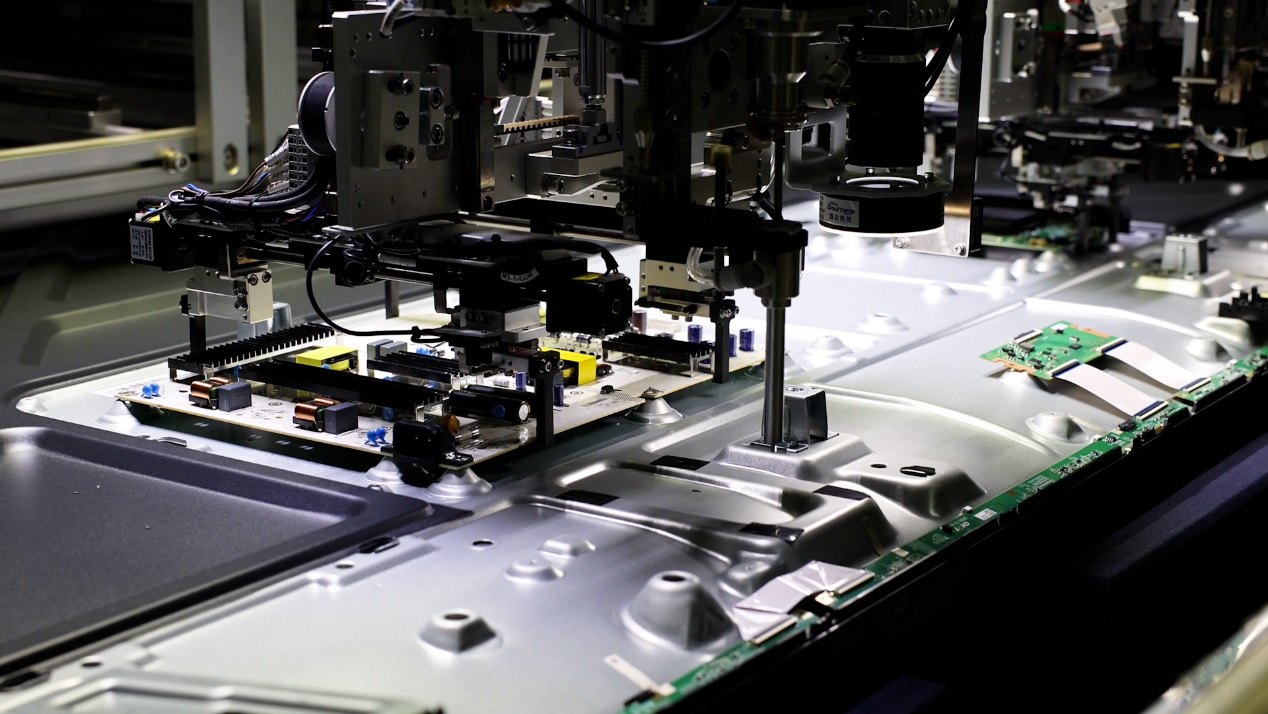 海信电视工厂获评全球电视行业首个“灯塔工厂”