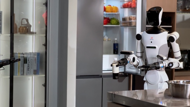 从“舞台秀”到“真干活”，北京卫视春晚演绎机器人走向“日常好用”