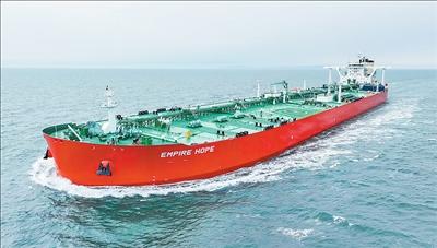 自研新一代超大型油船“君望”轮交付 自研新一代超大型油船“君望”轮交付