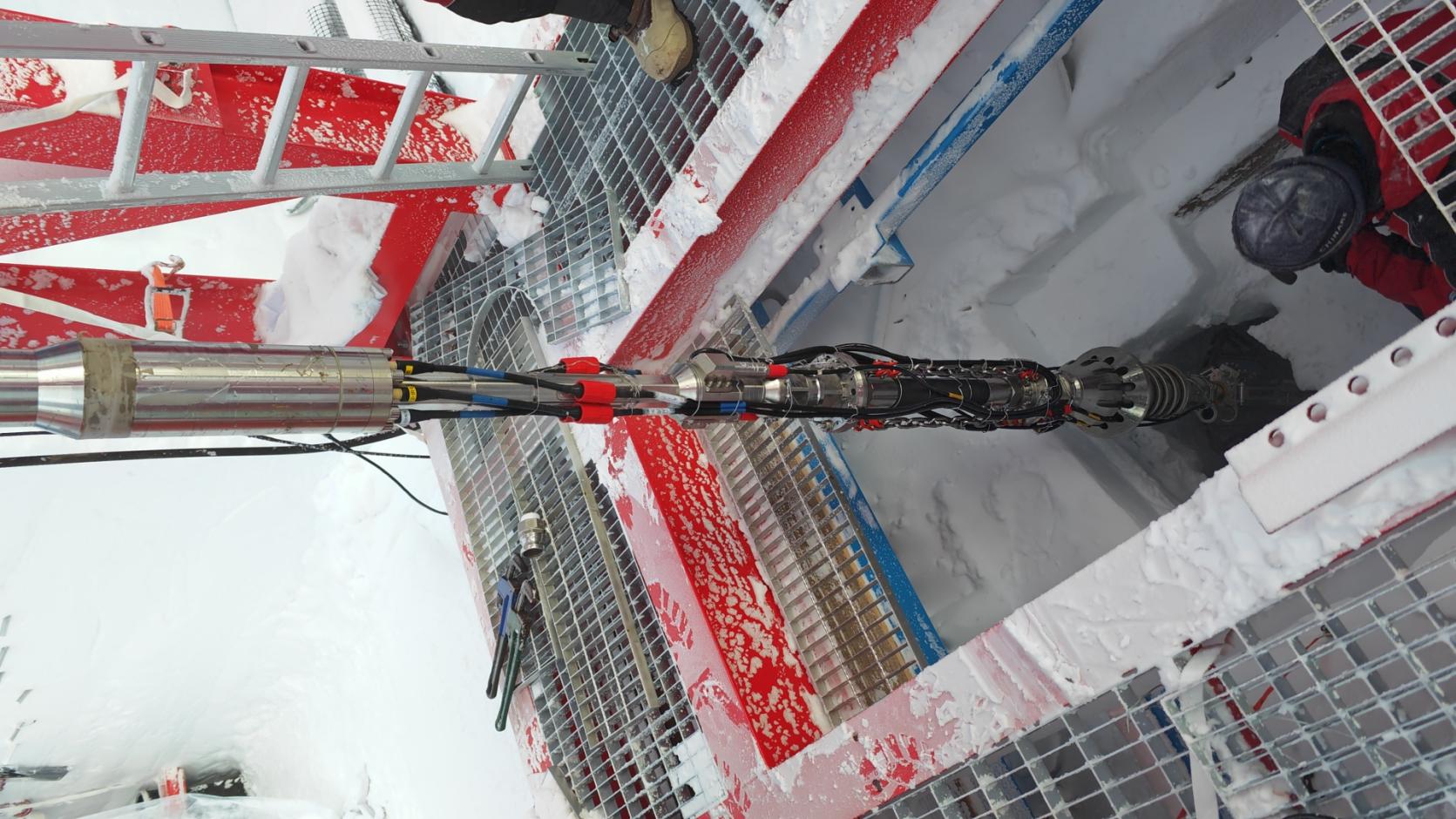 3413米！我国极地冰层钻探突破国际热水钻探最深纪录