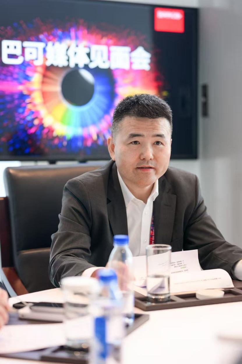 聚焦AI视听新趋势，巴可以“无线”破局混合办公协作难题