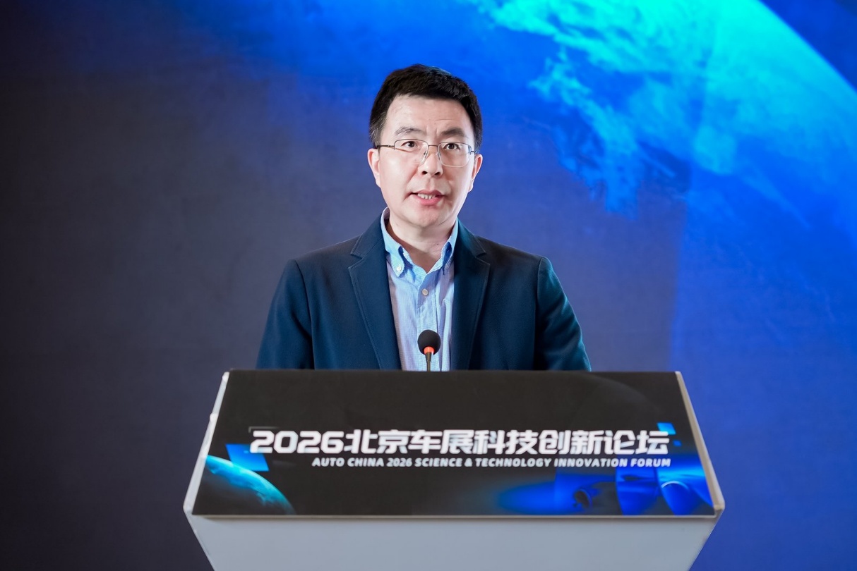 芯、感、智协同破局，高阶智驾驶入规模化落地深水区