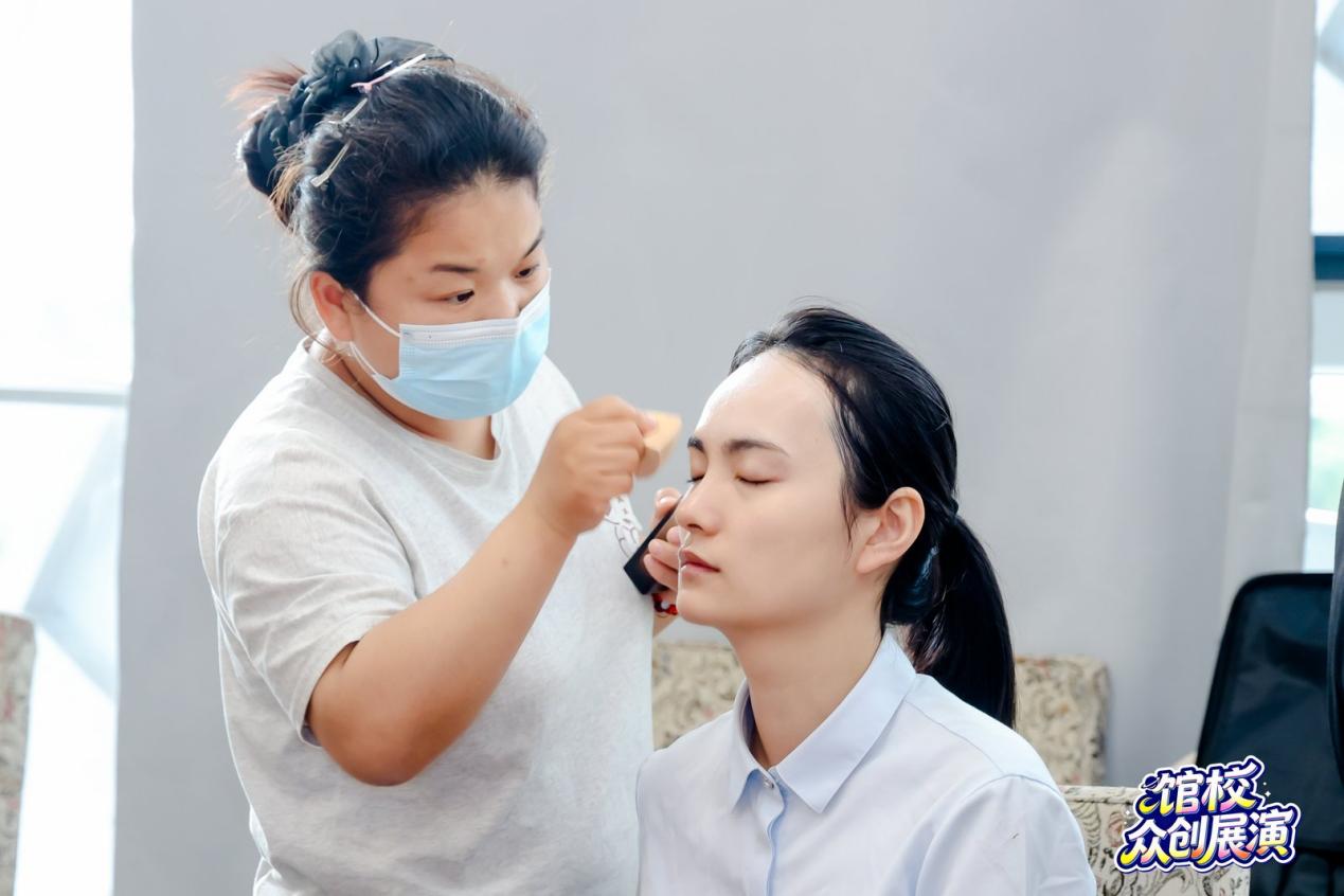 欢乐科学周精彩启幕 科学家故事“活”现舞台