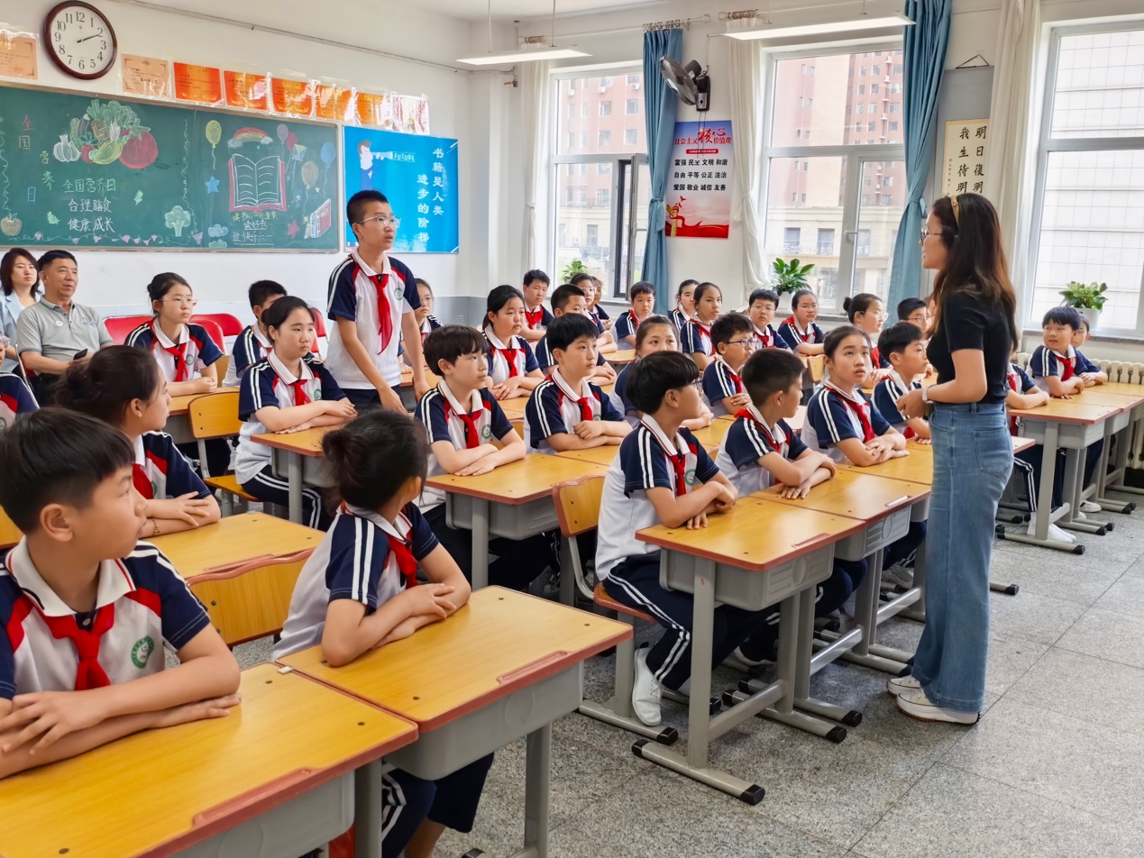 中国电子学会科技志愿服务活动走进延边州