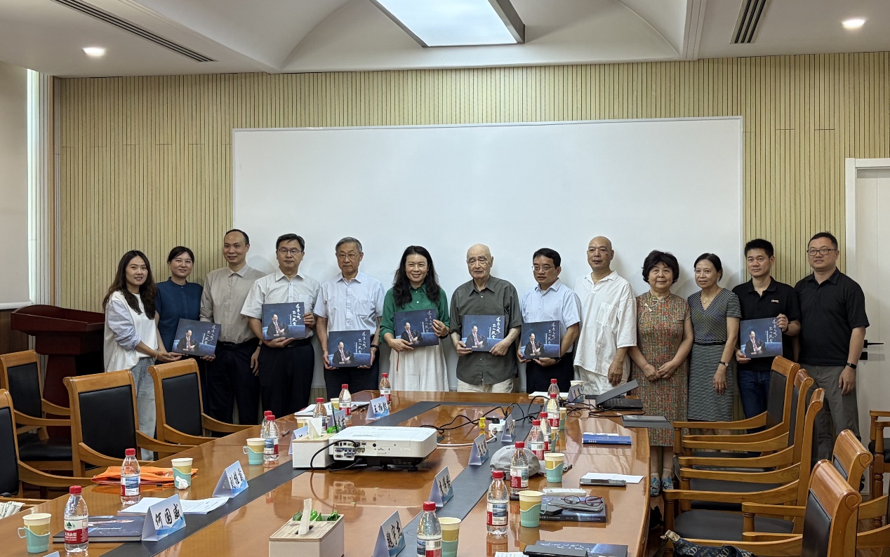 道通天地忆巨匠 思入风云传风骨——《道通天地 思入风云——力学家白以龙院士》画册发布会侧记