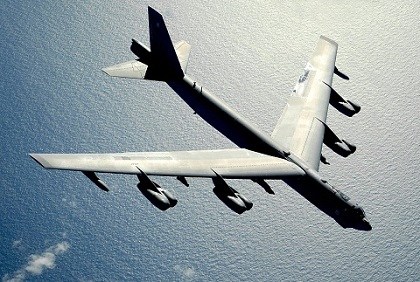 B-52轰炸机坠毁为何会重创美军现代化计划？