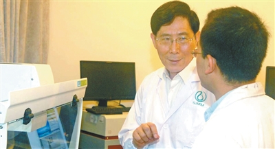 设计药物分子 守护患者健康(弘扬科学家精神) 设计药物分子 守护患者健康(弘扬科学家精神)